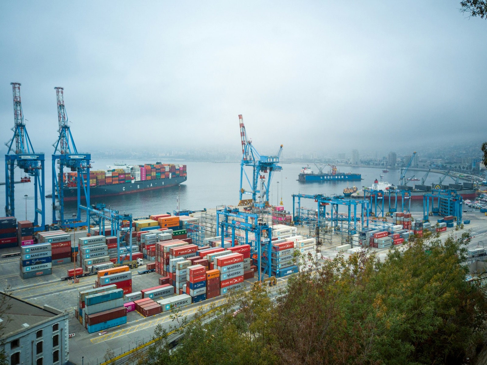 Terminal portuaire à conteneurs, approvisionnement international