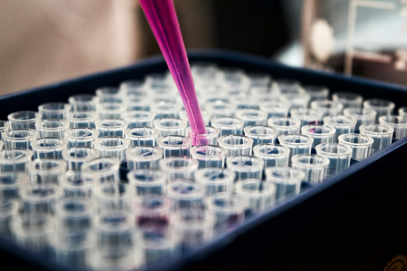 Analyse en laboratoire, contrôle d'échantillons